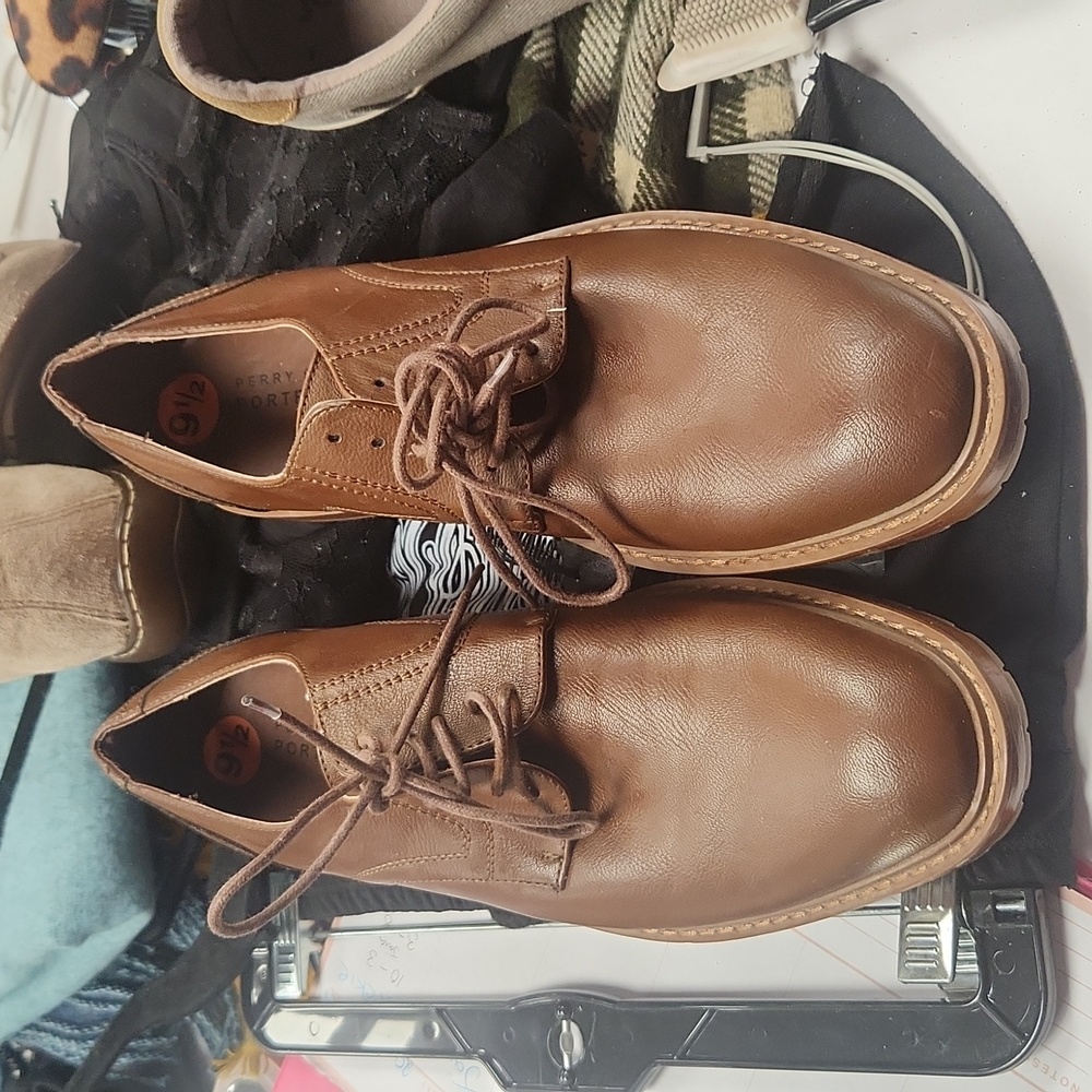 Perry Ellis Portfolio Shoes  Size 9.5